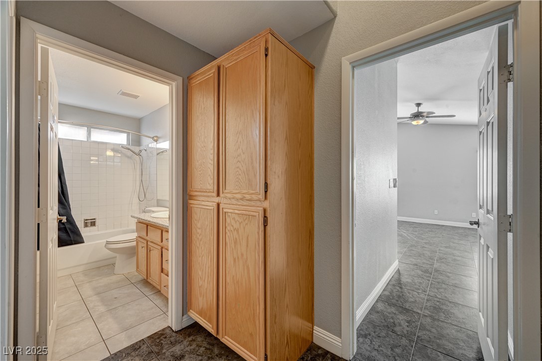 4123 Redfield Avenue Property Photo 30