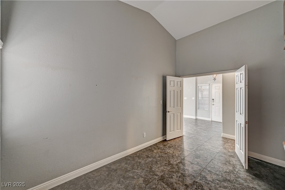 4123 Redfield Avenue Property Photo 34