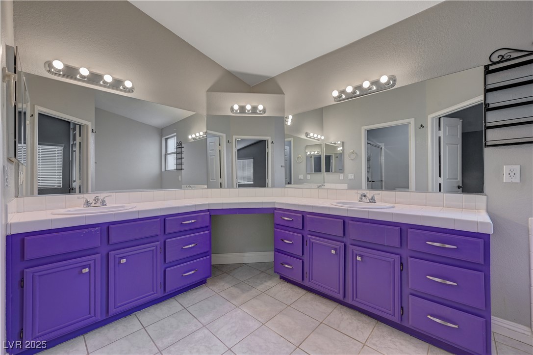 4123 Redfield Avenue Property Photo 41