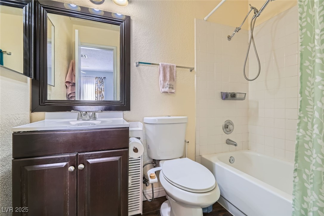 1301 Pinto Rock Drive 201 Property Photo 8
