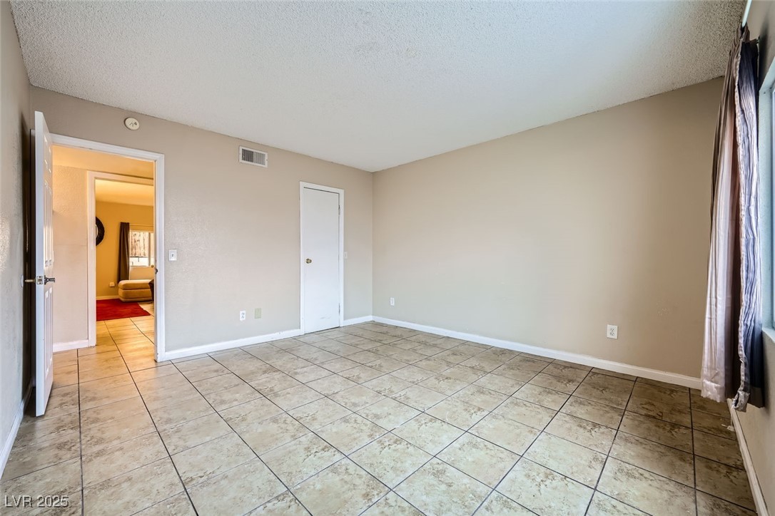 376 North 15th Street Property Photo 26