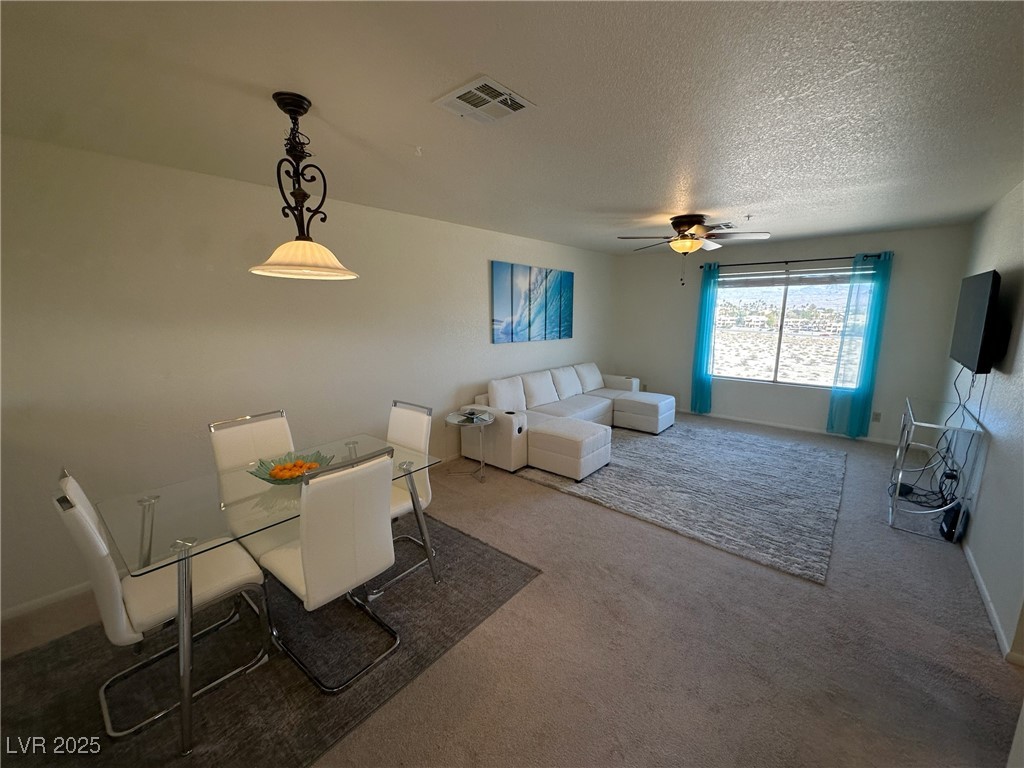 2036 Mesquite Lane 303 Property Photo 8