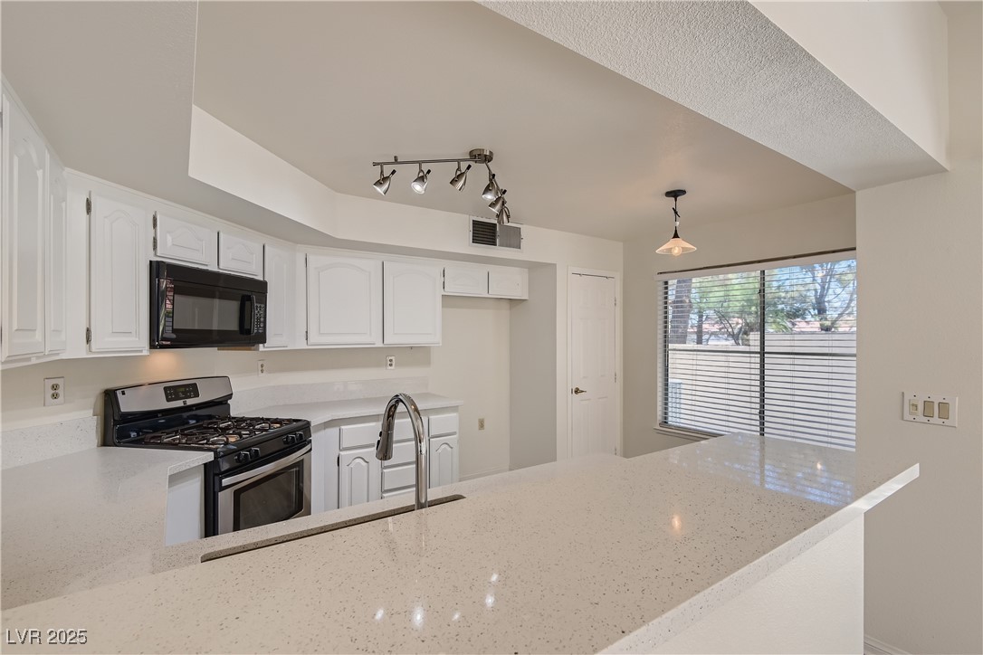 2636 Golden Sands Drive Property Photo 10