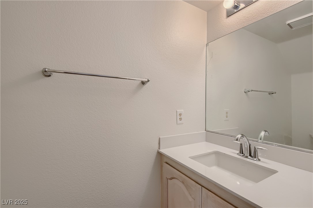 2636 Golden Sands Drive Property Photo 12