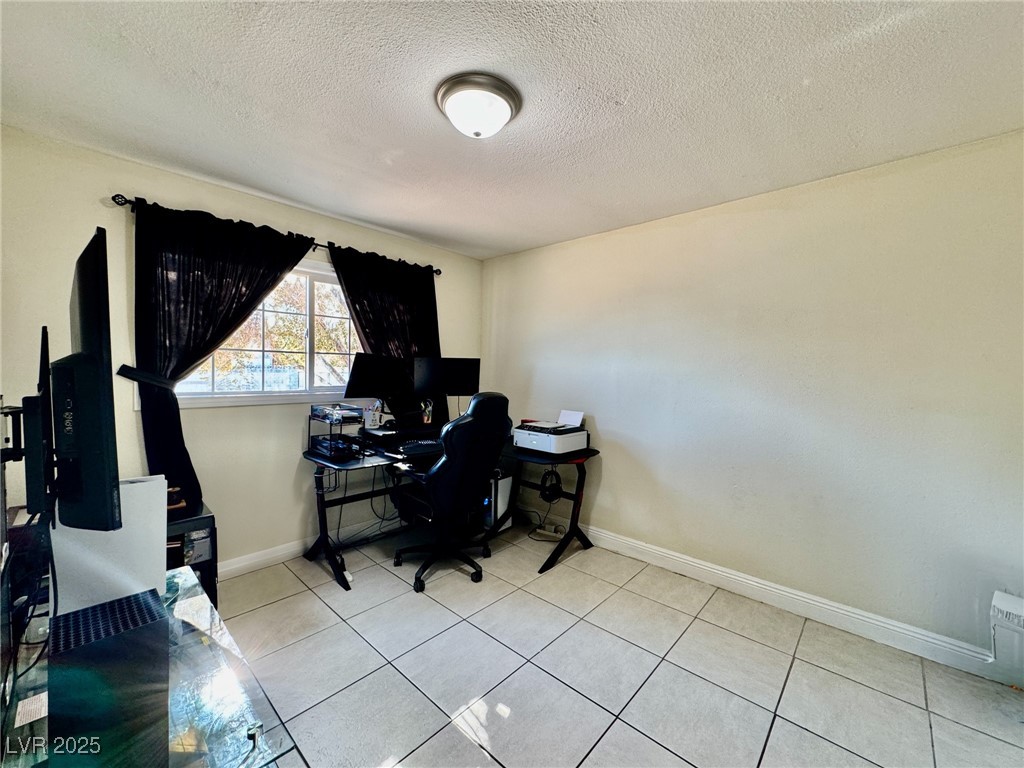 7704 Alina Avenue Property Photo 8