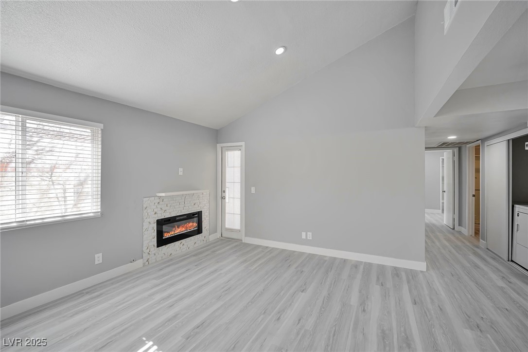 1701 East Katie Avenue 32 Property Photo 12