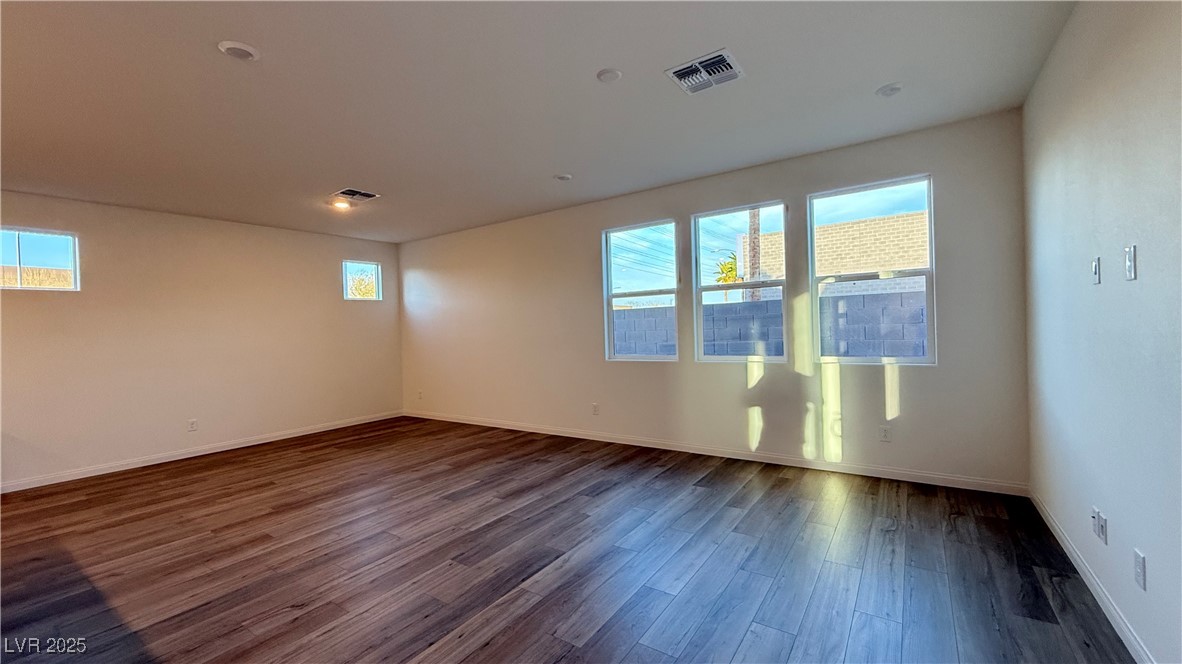 7308 Davenbury Street Property Photo 6