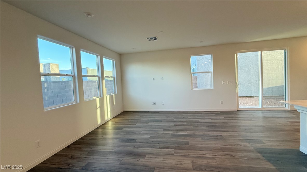 7308 Davenbury Street Property Photo 7