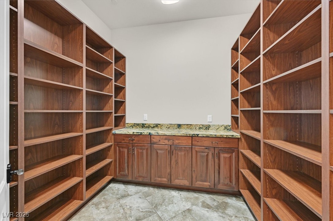 5790 Aspen Falls Circle Property Photo 16
