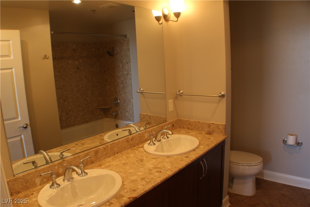 150 Las Vegas Boulevard 2203 Property Photo 8