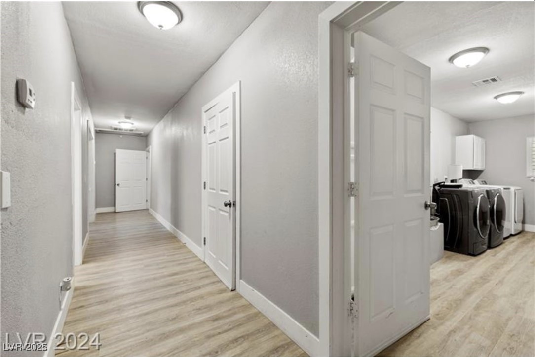 3950 Oakridge Avenue Property Photo 28