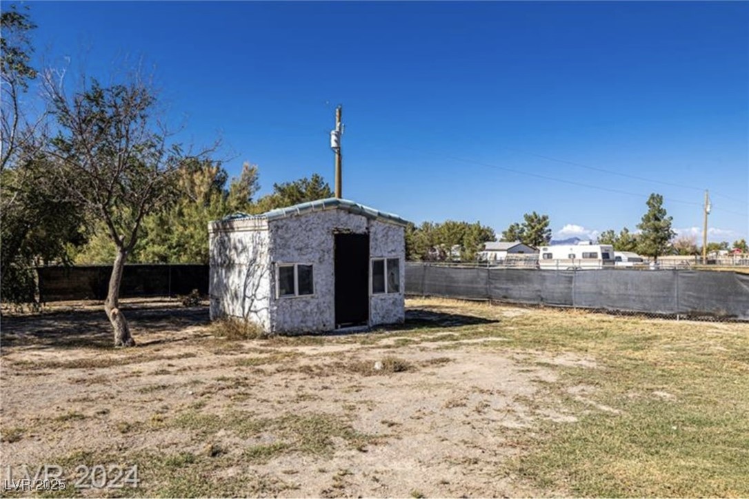 3950 Oakridge Avenue Property Photo 34