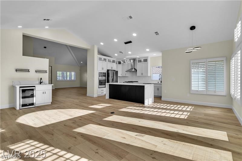 8125 Sunset Cove Drive Property Photo 11