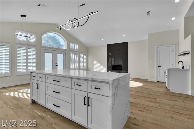 8125 Sunset Cove Drive Property Photo 17