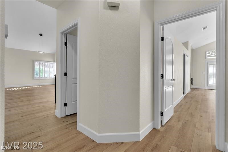 8125 Sunset Cove Drive Property Photo 20