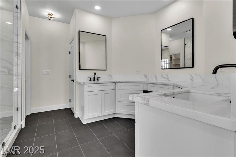 8125 Sunset Cove Drive Property Photo 26