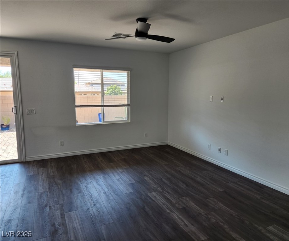 3725 Nesting Wren Drive Property Photo 6
