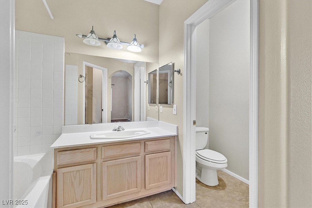 2975 Bluegrass Lane 1023 Property Photo 17