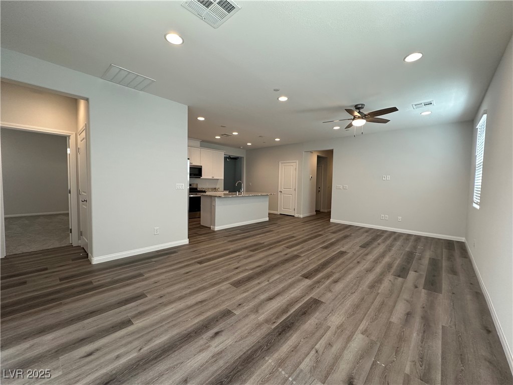 72 Cadence Crest Avenue Property Photo 5