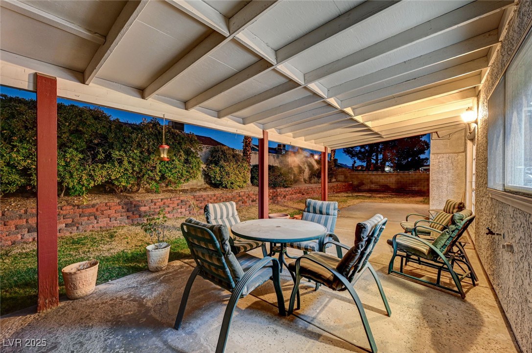 6466 Scotch Pine Circle Property Photo 5