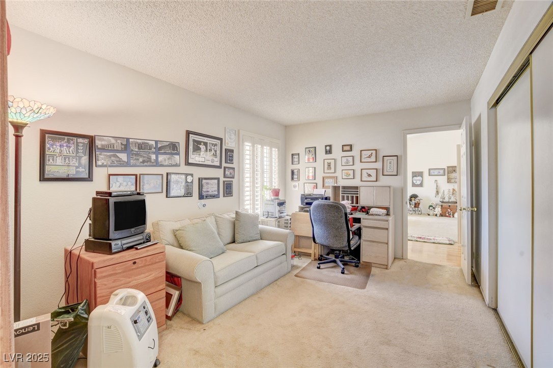 6466 Scotch Pine Circle Property Photo 44