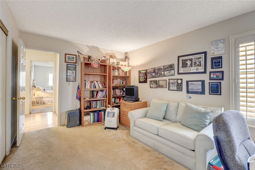 6466 Scotch Pine Circle Property Photo 45