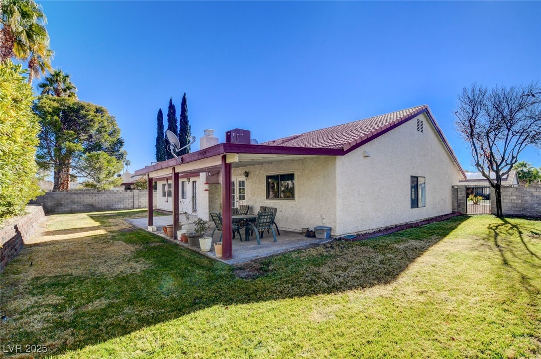 6466 Scotch Pine Circle Property Photo 46