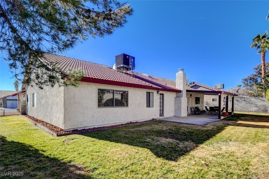 6466 Scotch Pine Circle Property Photo 48