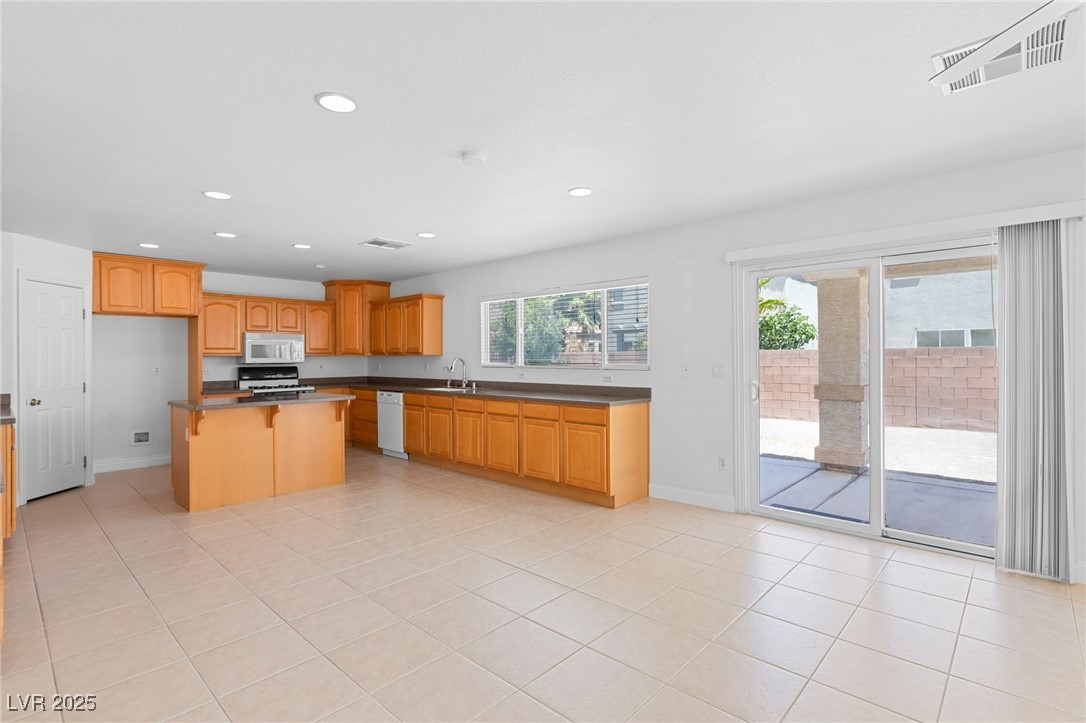 5396 Valley Wells Way Property Photo 13