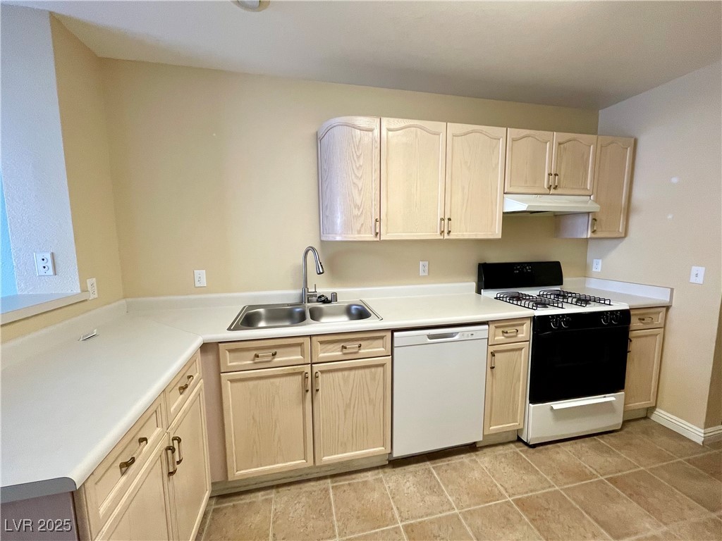 8441 Blue Island Avenue Property Photo 7