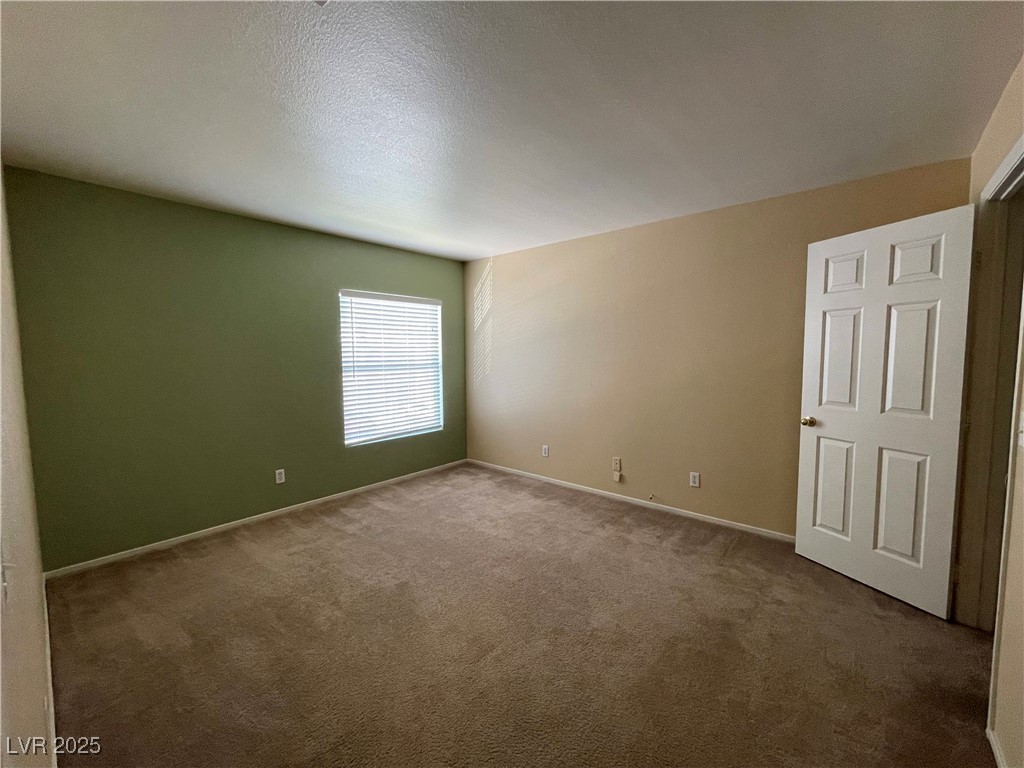 8441 Blue Island Avenue Property Photo 13