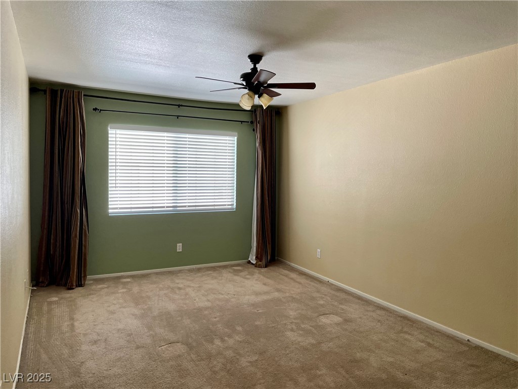8441 Blue Island Avenue Property Photo 14