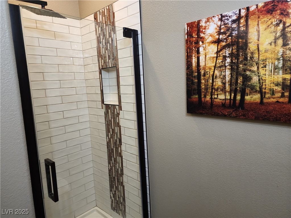 9853 Red Deer Street Property Photo 18