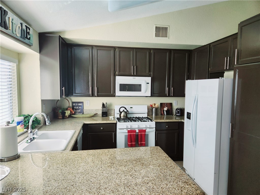 3332 Canyon Lake Drive Property Photo 5