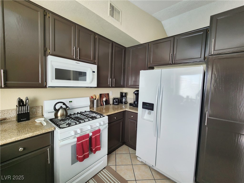 3332 Canyon Lake Drive Property Photo 6