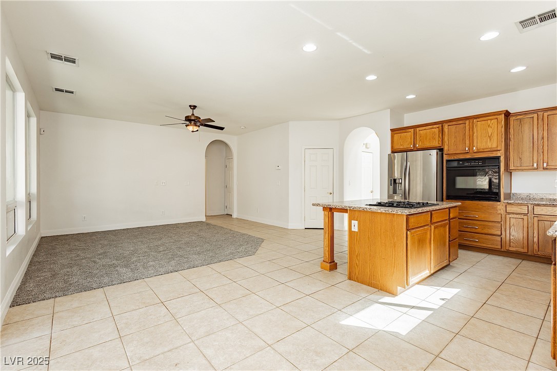 561 Tecate Valley Street Property Photo 22