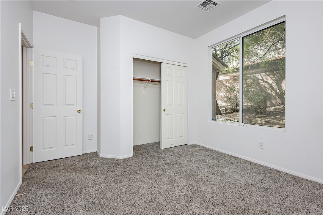 561 Tecate Valley Street Property Photo 25