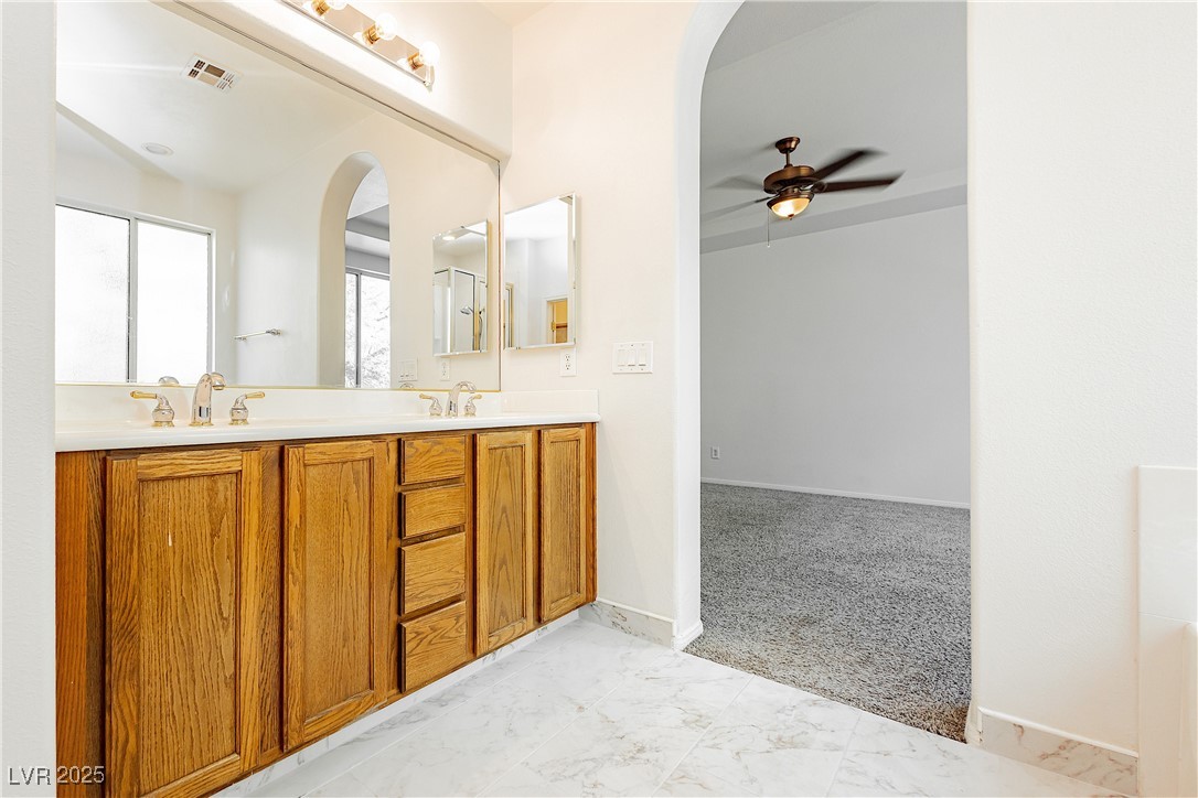 561 Tecate Valley Street Property Photo 33
