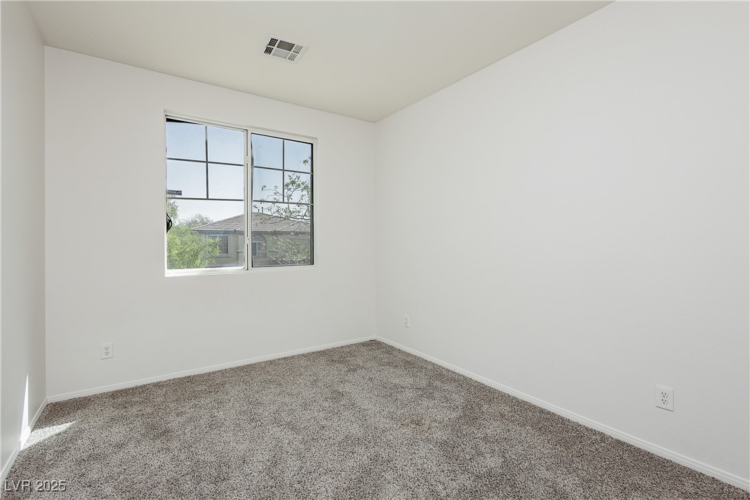 561 Tecate Valley Street Property Photo 36