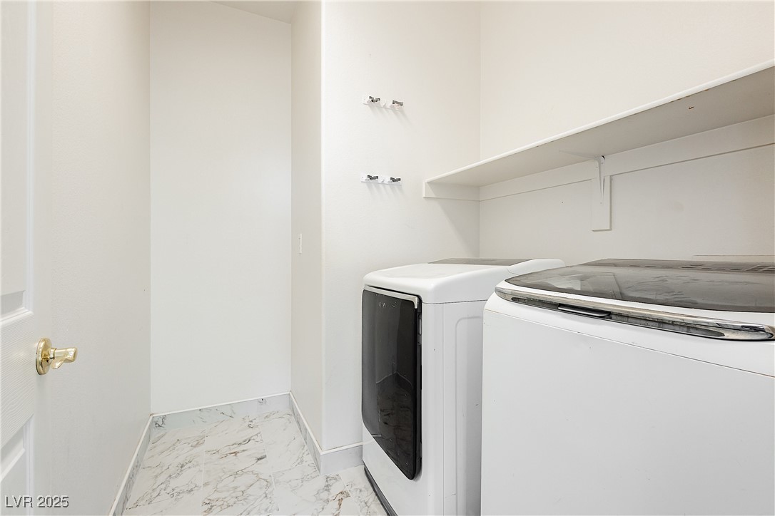 561 Tecate Valley Street Property Photo 43