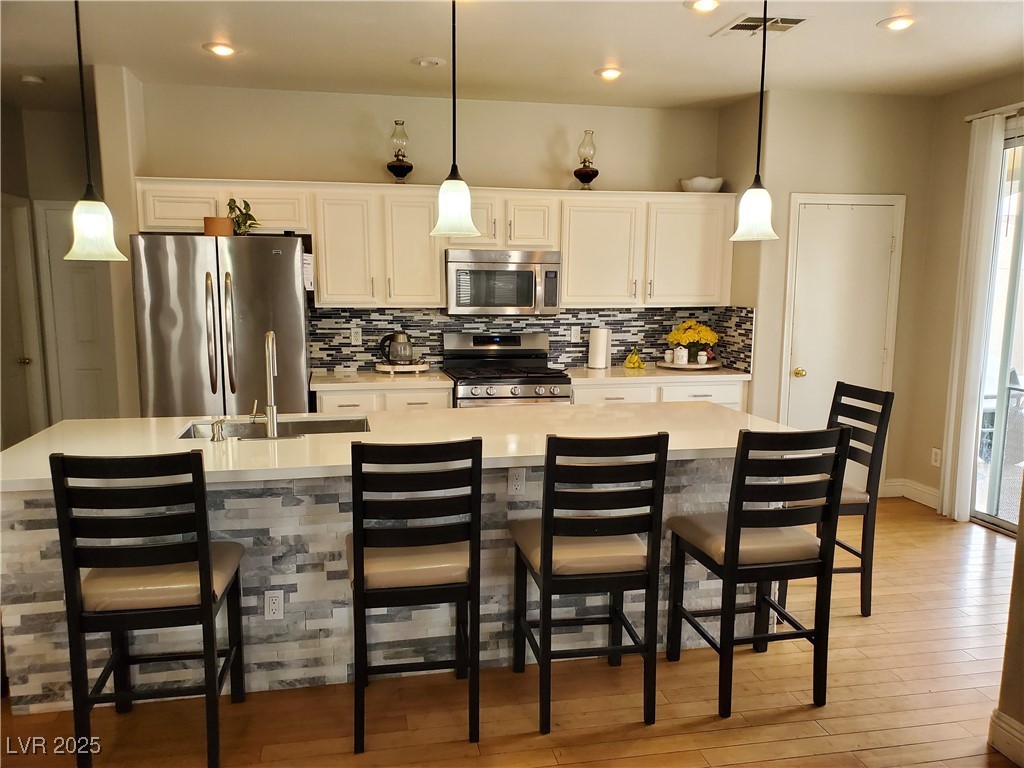 831 Sun Shimmer Place Property Photo 17