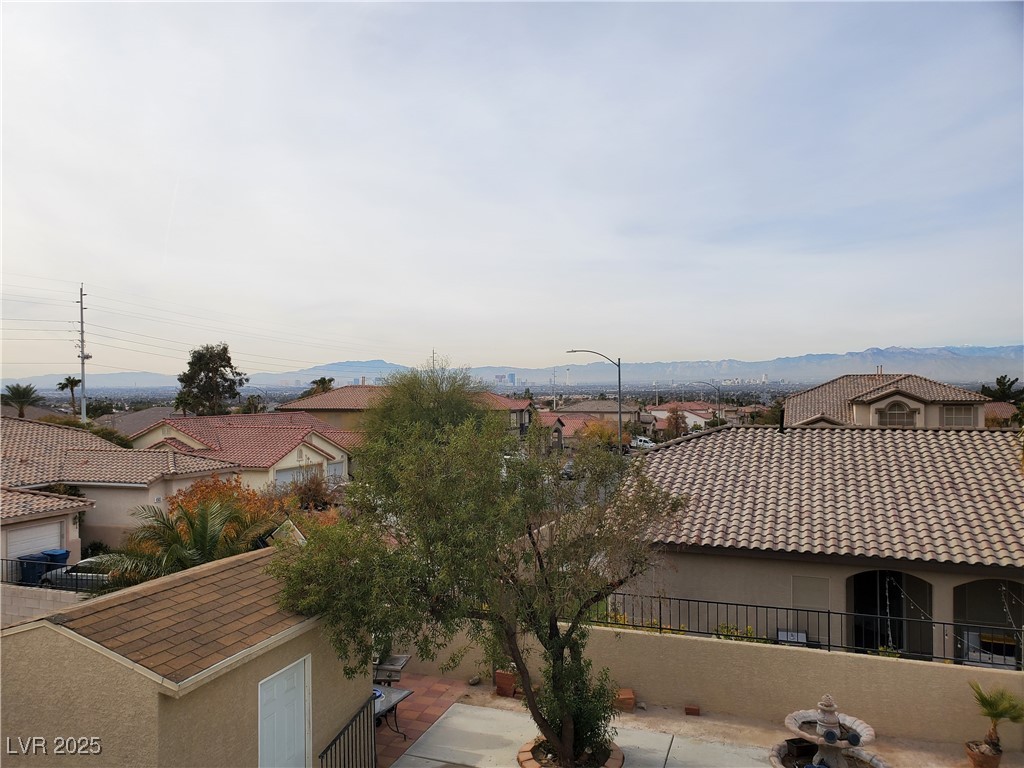 831 Sun Shimmer Place Property Photo 38