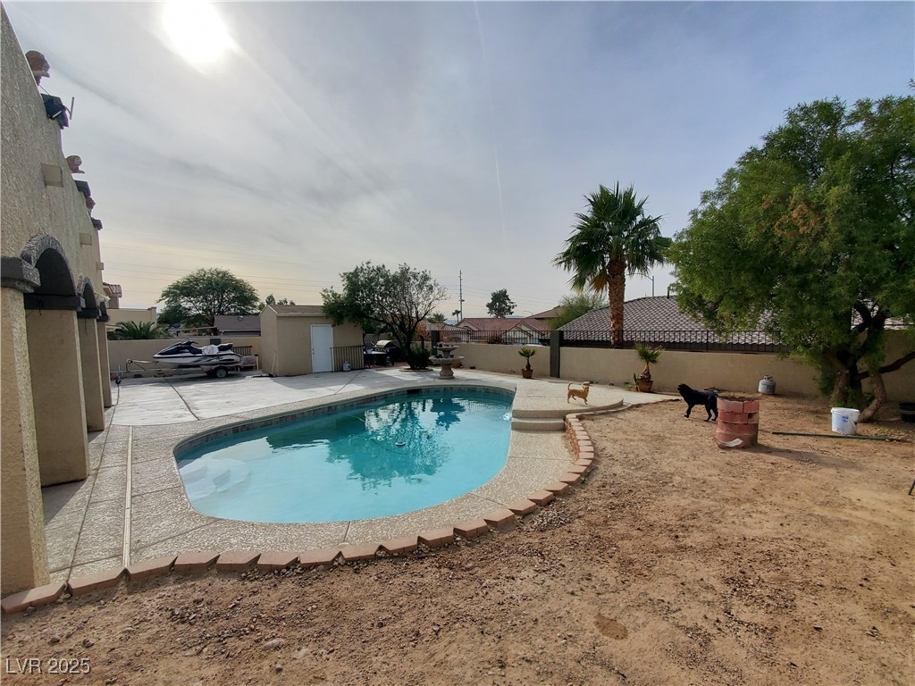 831 Sun Shimmer Place Property Photo 41