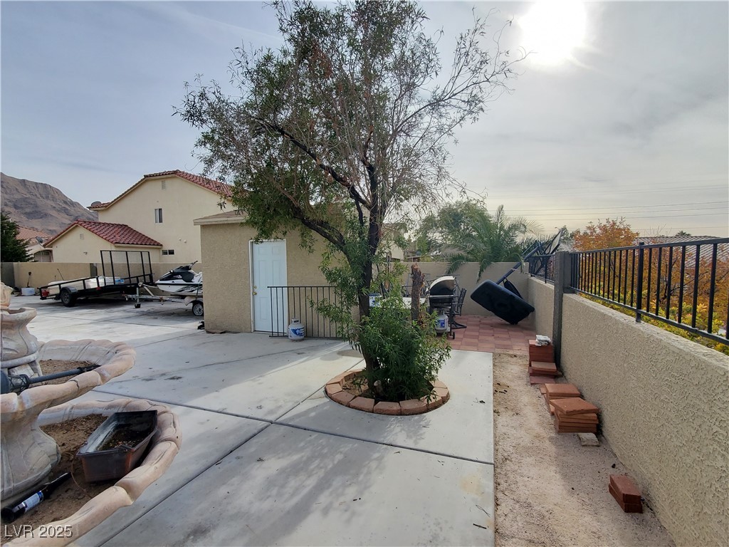 831 Sun Shimmer Place Property Photo 47