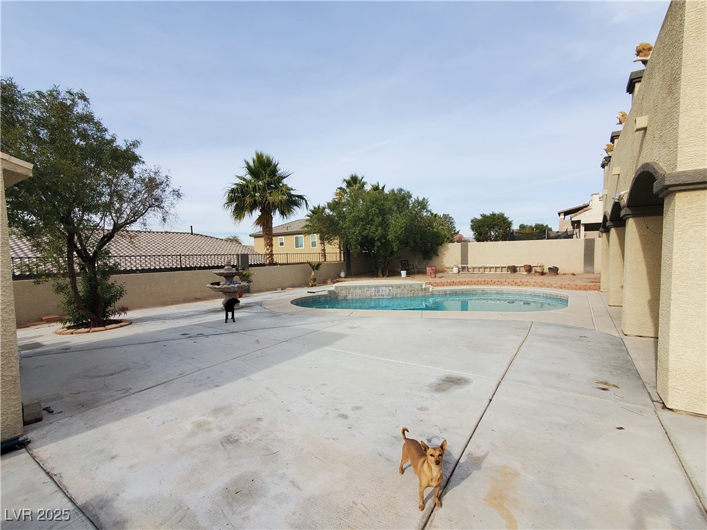 831 Sun Shimmer Place Property Photo 51