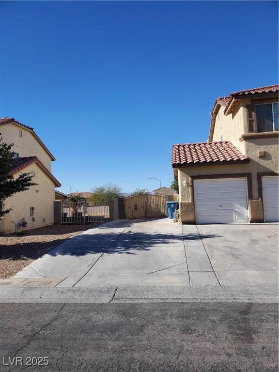 831 Sun Shimmer Place Property Photo 58