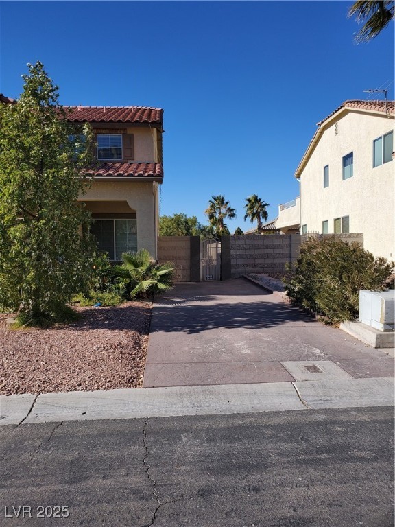 831 Sun Shimmer Place Property Photo 59