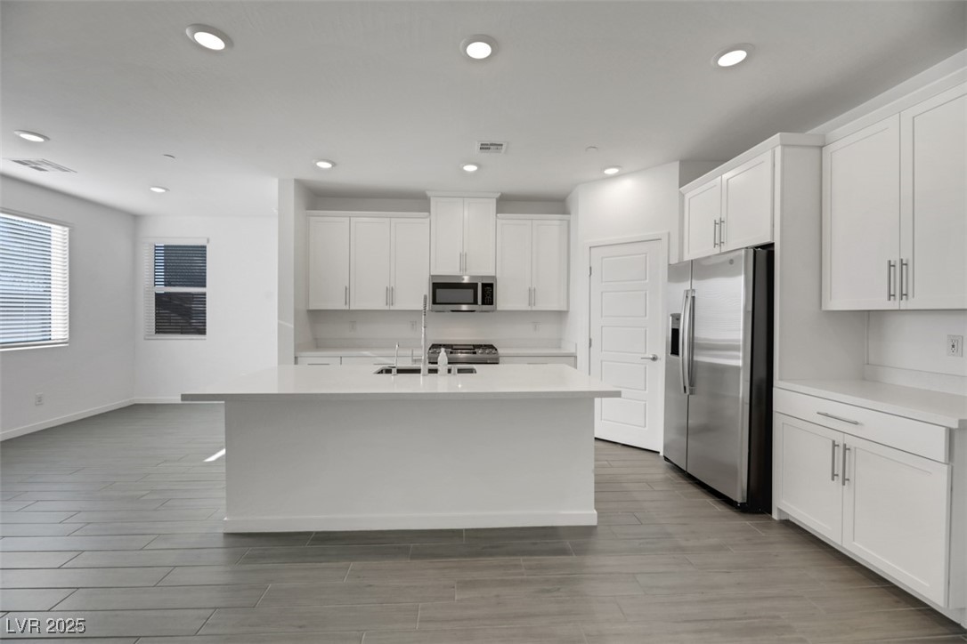 67 Strada Loreto Property Photo 4