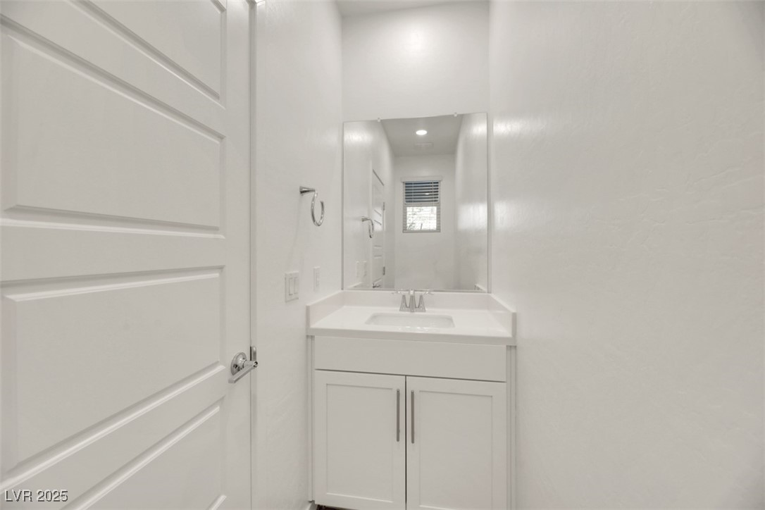 67 Strada Loreto Property Photo 18