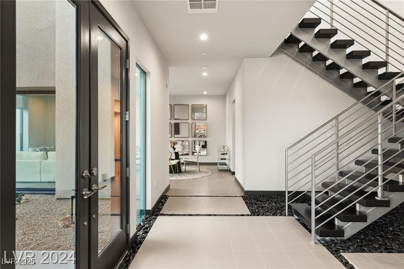 36 Rainbow Point Place Property Photo 8